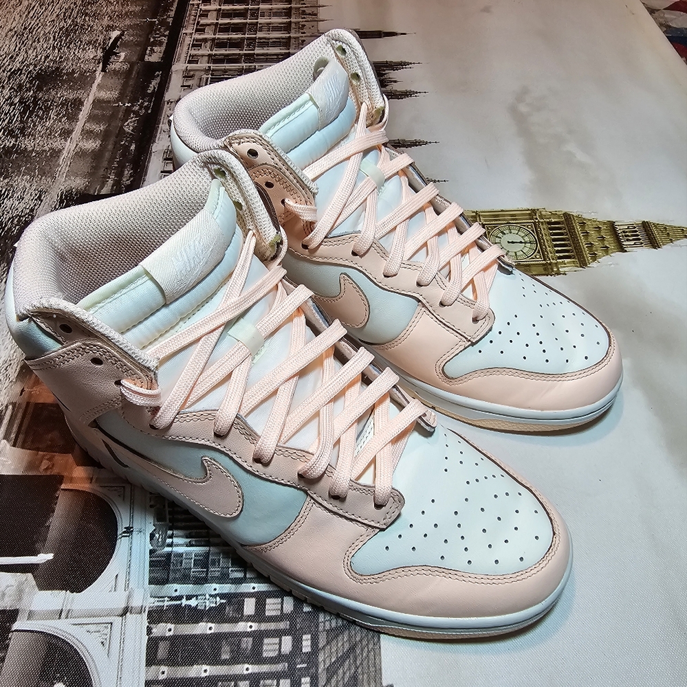 2021 - Nike Dunk High crimson tint sail #DD1869-104 women's size 10 no box